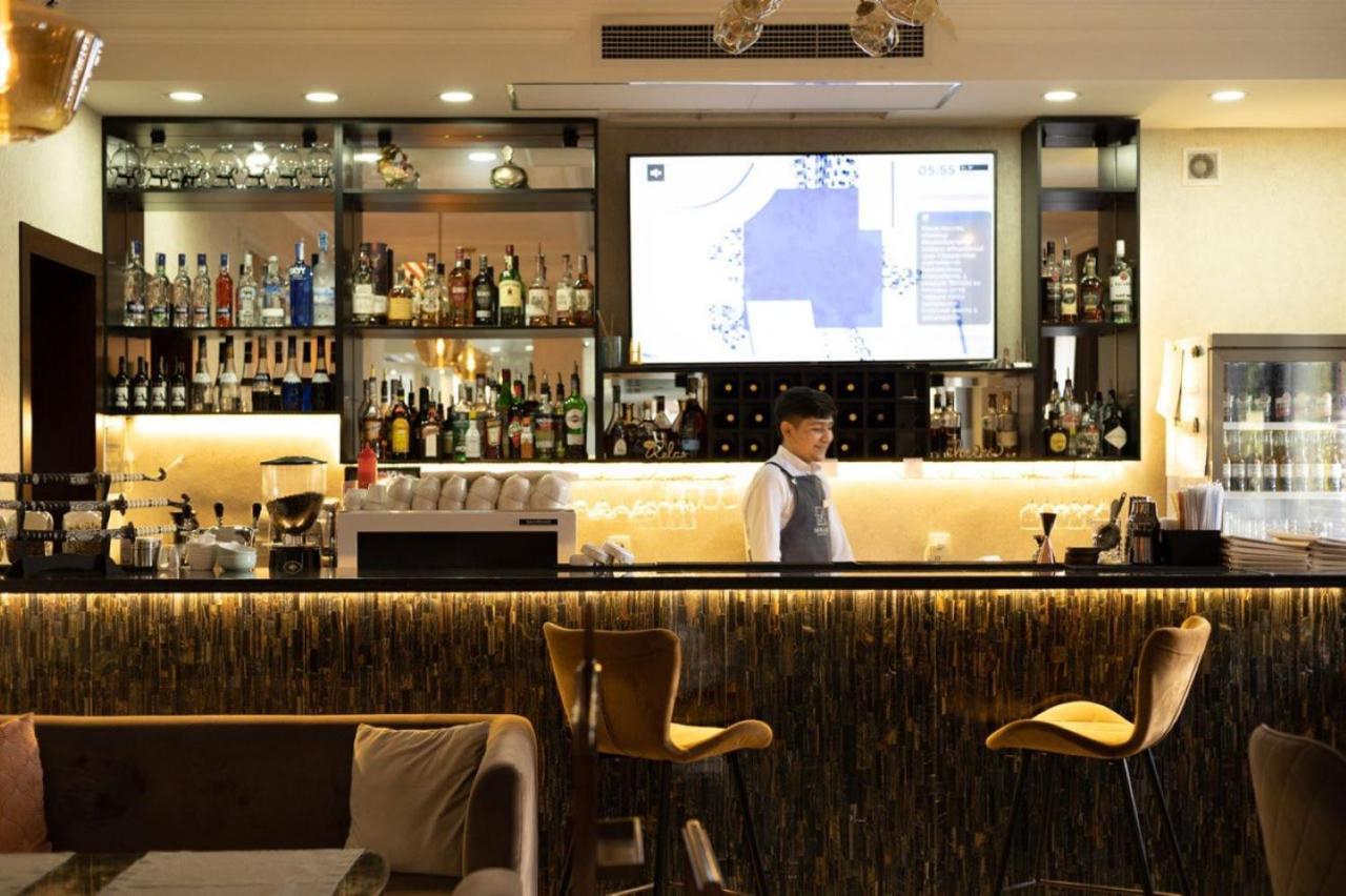 Navruz Hotel Tashkent Ngoại thất bức ảnh