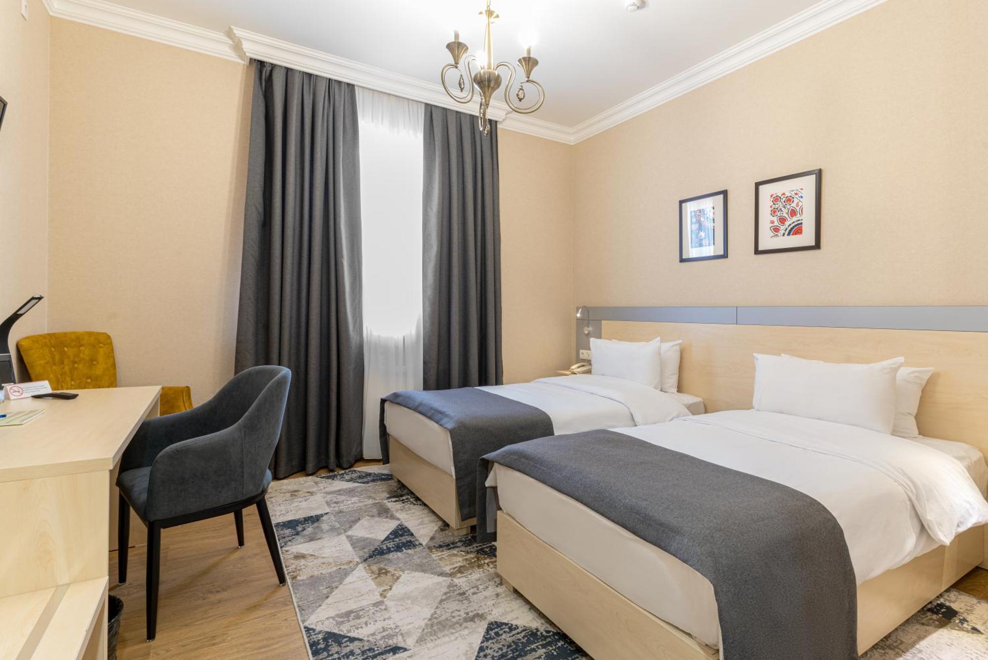 Navruz Hotel Tashkent Phòng bức ảnh